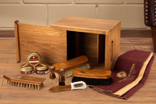 Langer & Messmer Wooden Valet Box Freiburg (With 12 Piece Shoe Care Set) nut